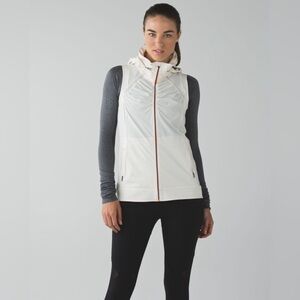 Lululemon Go The Distance Vest
Angel Wing - 6